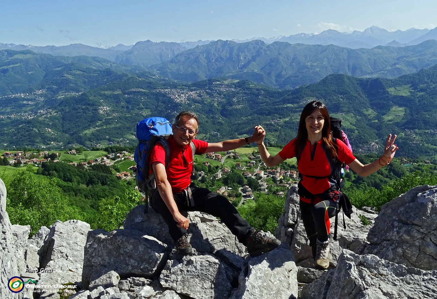 14 Panoramica vista sulla Valle Imagna.JPG -                                